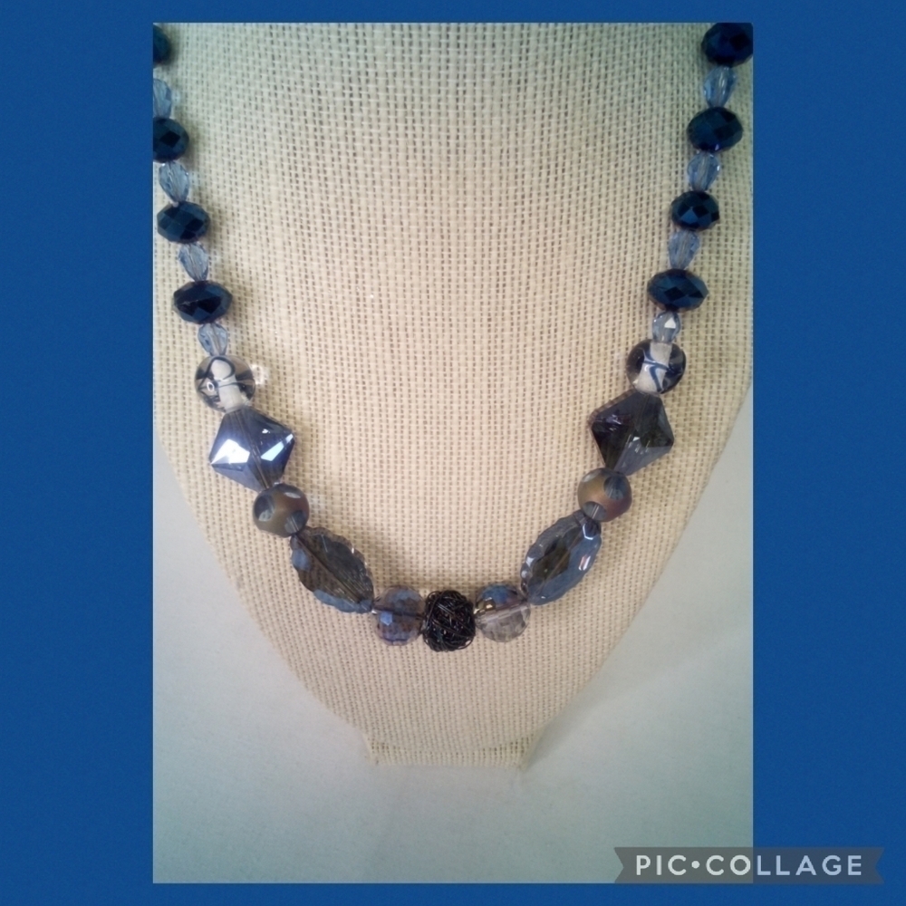 BLUE Stones Necklace